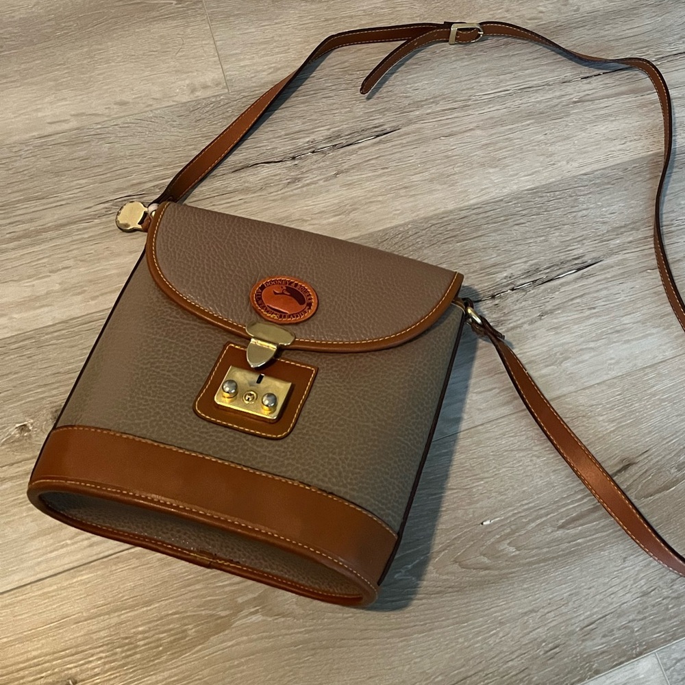 Dooney & Bourke vintage leather crossbody
